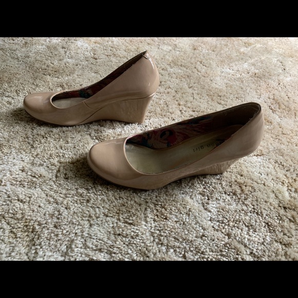 Nude Madden Girl wedge heels - Picture 2 of 4